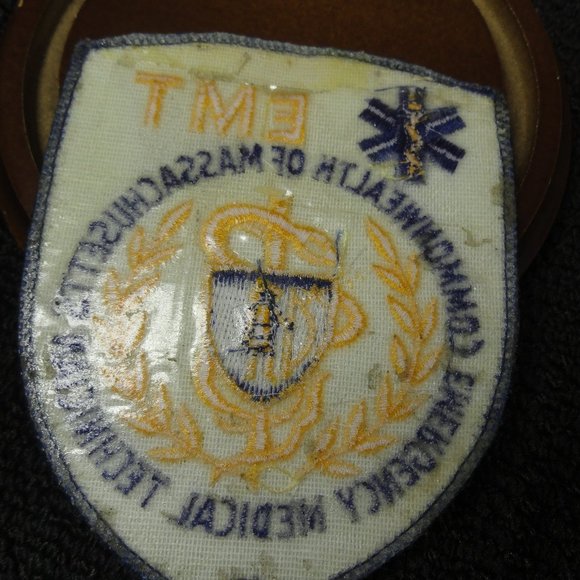 Massachusetts EMT Shoulder patch~state seal~embroidered~Nice - Picture 5 of 5